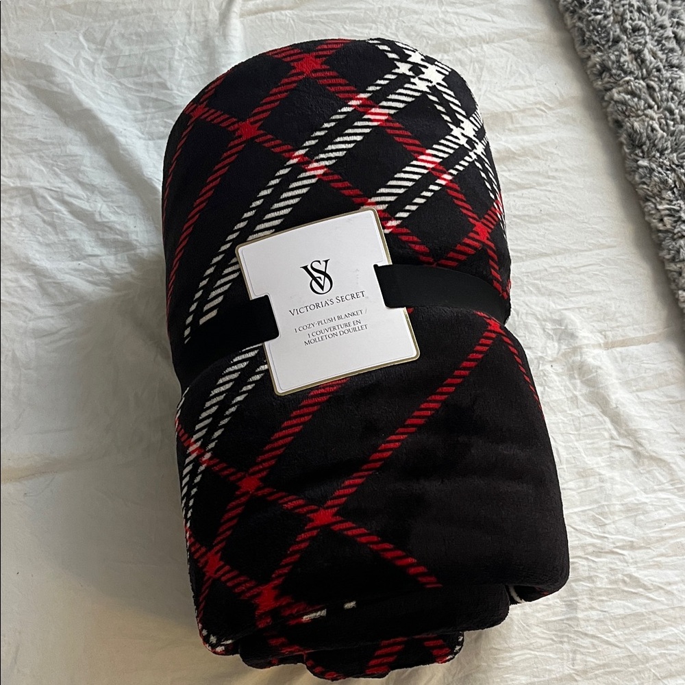 Victoria's Secret Black and Red Checkered Throw